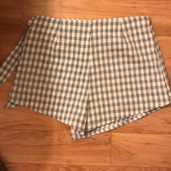 Checkered wrap skort - Picture 2 of 2
